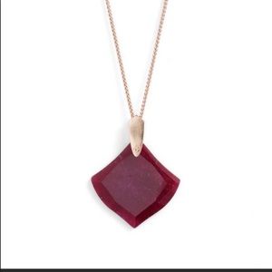 Kendra Scott Aislinn Pendant Necklace -Maroon Jade